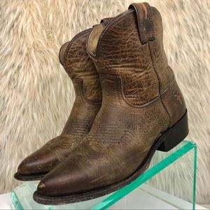 Frye Billy Short boots